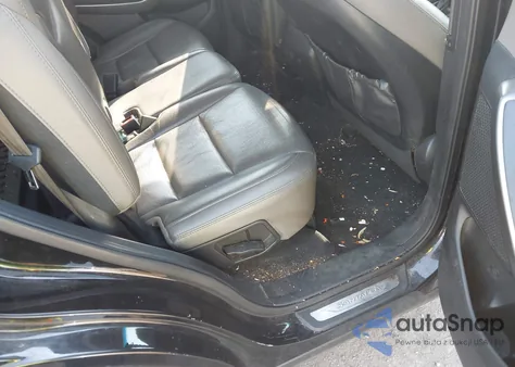 2016 Hyundai Santa Fe Sport 2.4L из США, поврежденный, VIN 5XYZUDLB1GG380065